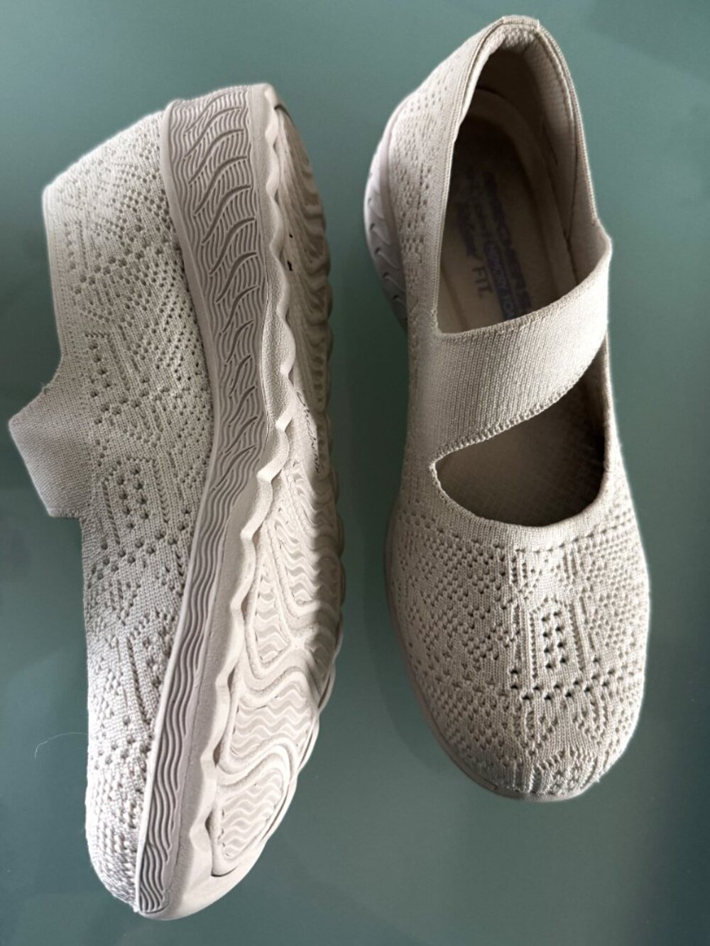 Skechers Up Lifted Shoes Women's tan comfort mesh slip-on loafer size 8,5 - Picture 5 of 6